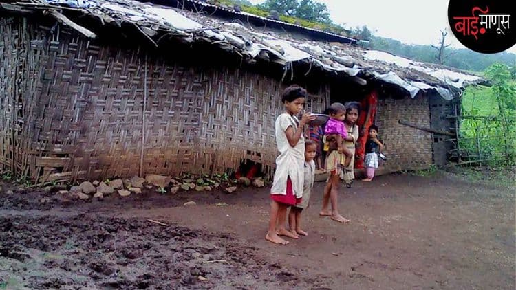 पाऊस… भारत आणि इंडिया…! आदिवासी पट्ट्यांतील पालांवरची मूक कहाणी..