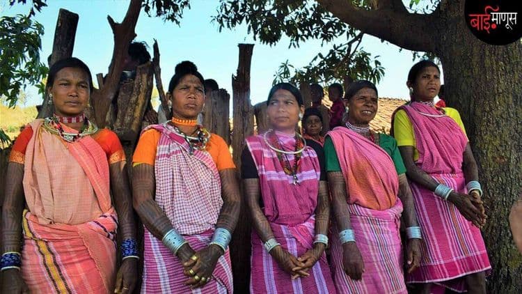 झाकू कशी पाठीवरली, चांदण गोंदणी बाई.. पारंपारिक ‘गोंदण कला’ आता कला शाखेच्या अभ्यासक्रमात
