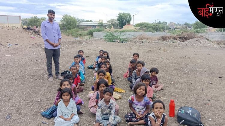  ‘विनाछताच्या शाळेला’ बसतीये शासकीय उदासीनतेची झळ 
