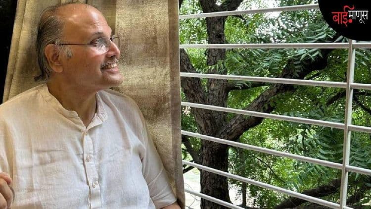 "आनंद मरा नहीं, आनंद मरते नहीं!
