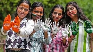 संसदेत महिला खासदारांची संख्या घटली… आठ राज्यांमधून एकही महिला जिंकू शकली नाही!