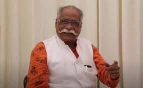 84 वर्षीय शाहीर सुखदेव कांबळे यांच्या मृत्यूला जबाबदार कोण…? राज्यातील शेकडो लोककलावंतांचा सरकारला सवाल