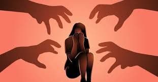 …”म्हणे, शाळेचे वातावरण बिघडेल’’ बलात्कार पीडितेला बारावीच्या परीक्षेसाठी मज्जाव