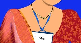 हा कसला ‘जाचक’ नियम? माहेरचे नाव पुन्हा लावण्यासाठी आता नवऱ्याची संमती घ्यावी लागणार…!