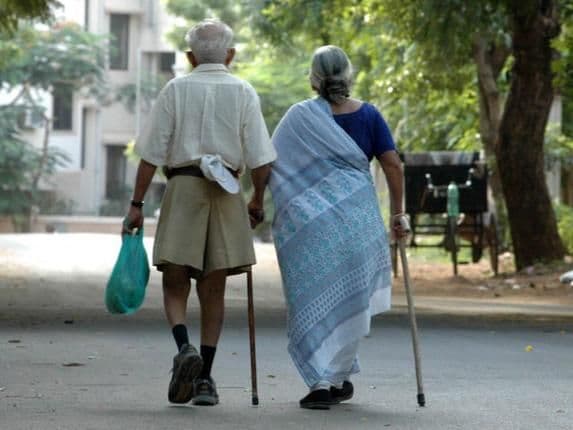 आयुष्याच्या सायंकाळी निर्वाह भत्यासाठी वणवण