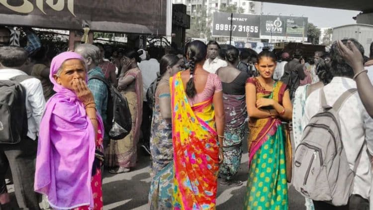 चौकाचौकात असलेल्या मजूर अड्ड्यावरच्या माणसांची कैफियत…!