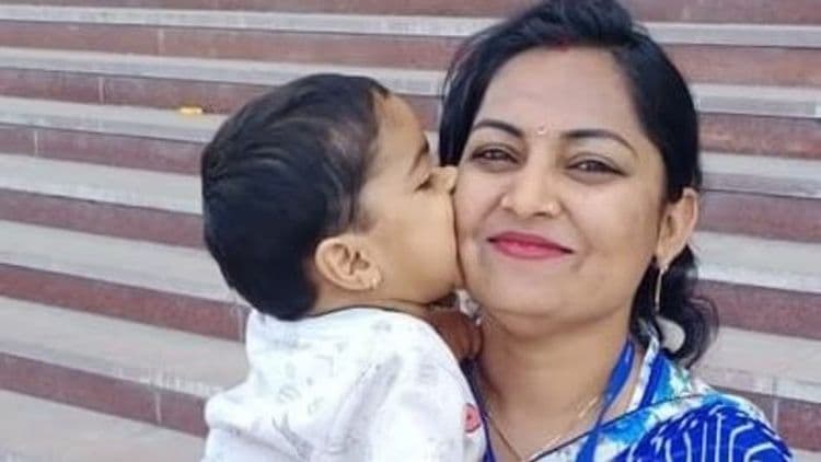 "Another mother's milk helped my baby, I pray God to give me enough milk to help others.”